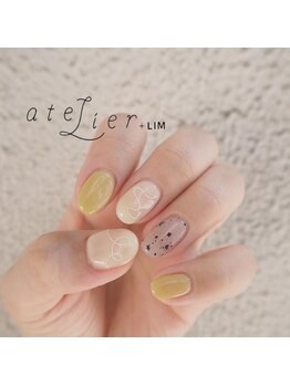 アトリエ プラス リム(atelier +LIM)/シンプルカラーネイル
