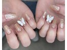 蝶々ネイル　ワンホンネイル