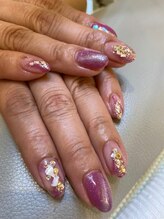 リュストゥール アンド フォンス(Lustr'e&fons)/マグネットネイル