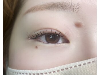 ピープ 名古屋八田店(peep)/パーマ風マツエク（正面）