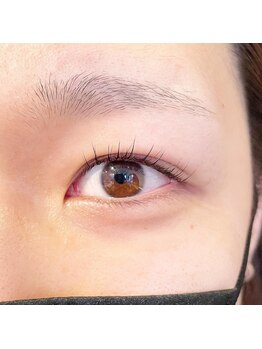 トラット エステアンドアイズ(tratto)/まつ毛パーマ