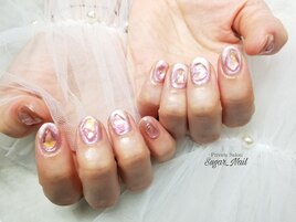 ぷっくりキラキラネイル