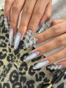 ウズ(UZU)/エアブラシネイル