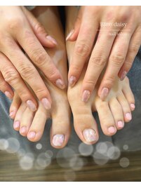ハンドフット同時施術可能です☆