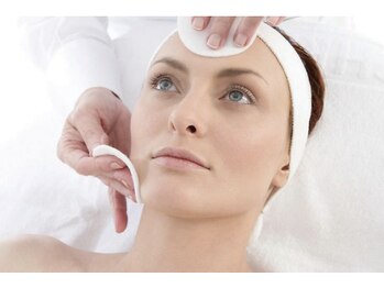 エステプリヴェモロッコ(ESTHE PRIVE MOROCCO)/STEP1 拭き取り化粧水