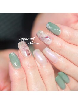 たゆ ネイル(たゆnail)/ニュアンスピスタチオネイル
