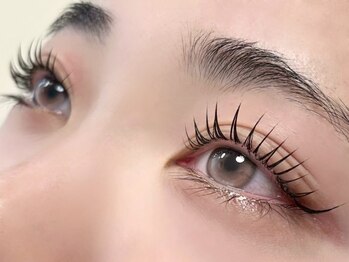 ヴィム ラッシュ(vim Lash)の写真/《newopen》憧れのちゅるんまつげに◇似合わせまつげパーマ◇お目元に合わせて貴方だけのdesignをご提案*
