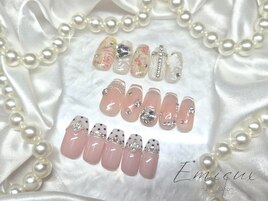 定額ラグジュアリー