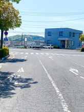 チュラアイズ(CerahEyes)/【道案内】駅を背に右折します