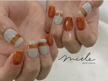 ミエレ(miele)/シンプル一癖秋ニュアンスネイル