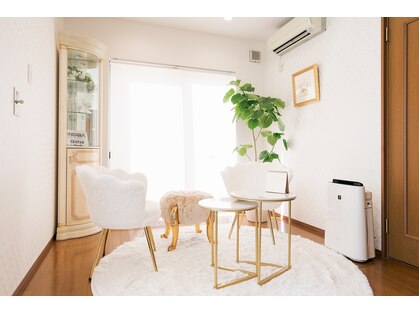 オン 蕨駅西口(ON)の写真