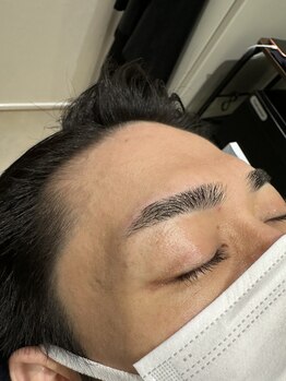 ハンサムモンスター(Handsome Monster)/銀座/眉毛/メンズ/アイブロウ