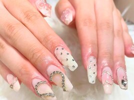 ガーリー系ネイル