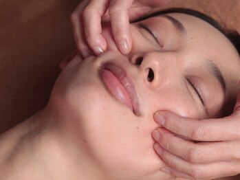 サレーヌ青葉台/年齢に応じたケアでお悩み解消★