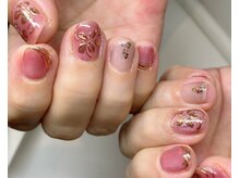 ラヴィネイル(La Vie Nail)/手書きフラワー/爪先アート