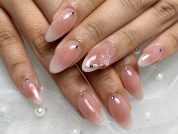 ふんわりチークネイル