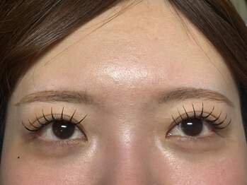 アイラッシュメゾンアンドゥ (eyelash maison undeux)/LED/眉毛/パリジェンヌ/バインド