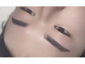 ラリス(Ralis)/眉毛WAXスタイリング