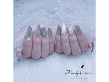 フラッシーネイルズ(Flashy Nails)/yui担当