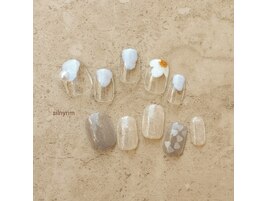 アシンメトリーニュアンスネイル