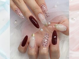 ボルドー×ツイードの大人ネイル