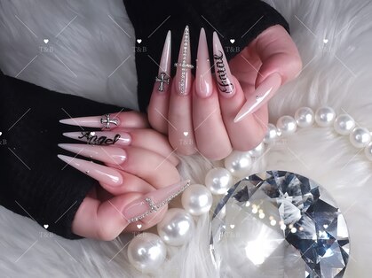 ティーアンドビー ネイルスタジオ(T&B NAIL STUDIO)の写真