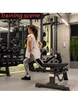 エボ パーソナルトレーニングジム 吹上店(E.V.O)/お客様のトレーニングシーン