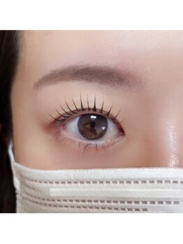 エイジレス(AGELESS)の写真/【L3リフト認定サロン】今まで持ちが悪かった方でも驚きのキープ力！目元施術が初めての方にもオススメ◎