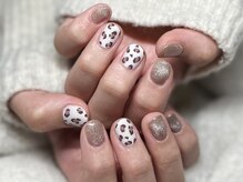 ビーハ ネイル(BeHA)/ヒョウ柄とマグネットネイル