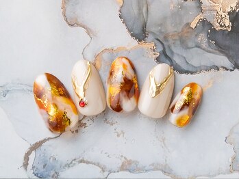 ポルタジョーイエ(Portagioie)の写真/指周りの角質ケア付きコースで仕上がりの美しさに定評あり◎最旬デザイン×丁寧なケアで上品な指先に♪