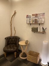 エミュ(emu)/包み込んでくれる大きなソファ