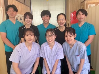 レフアうめじま整骨院/スタッフ一同