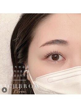 シルシア アイビューティーサロン(CILSIA)/まつ毛パーマ｜パリジェンヌ