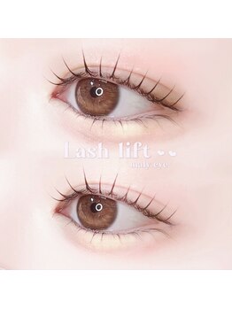 アイモア 志段味店(eye mor.)/どこから見ても可愛いまつげに♪