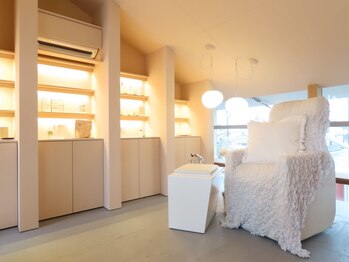 ダン(Dan)の写真/【秋葉区NEWOPEN】指先から美しく◎大人女性のためのネイルサロン、カフェドリンクサービスあり