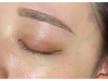 メメ 武庫之荘(meme)/アイブロウスタイング/武庫之荘