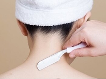 ピンクポケット(Pink Pocket)/意外と見られているうなじ。