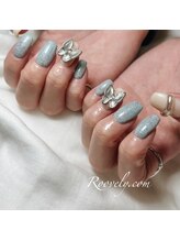 ルブリー(roovely)/バタフライネイル