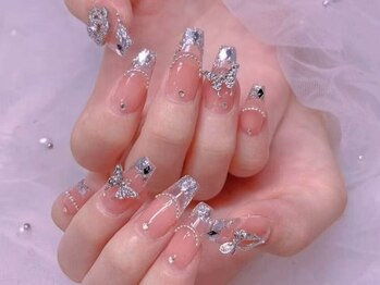 ユミ(U mi)の写真/デザインに迷っている方に◎お好みのデザインやカラーをご選択★持ち込みで自分だけのネイルを楽しめます♪