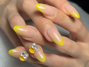 サロンドフォーエイチ(salon de 4H)/ビジュー☆イエローフレンチ☆