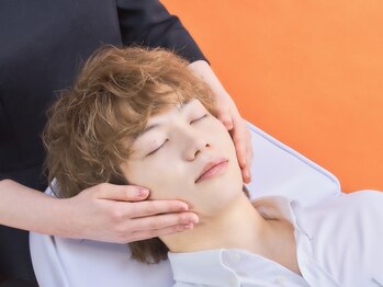ベベ 高崎本店(Be'be')の写真/男性も美容に気を使う時代！お肌のお悩みはプロにお任せください☆清潔感のあるお顔で印象度もUPへ♪