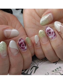 トータルサロン 白べぇーっ プラス/大人ネイル