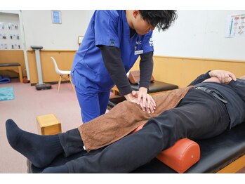 小林整骨院鍼灸院 三ケ日/膝痛撃退