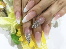 ネイビー(Naivy)/スカルプ　つけ放題　フレンチ