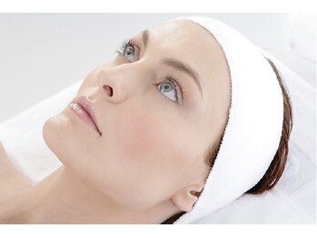 エステプリヴェモロッコ(ESTHE PRIVE MOROCCO)/STEP8 日焼け止めクリーム