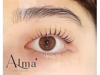アルマ 三鷹店(Alma)の写真/持ちがよく綺麗なまつ毛が保てる理想の目元へ!仕上がりが良いと評判のサロン♪