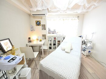 エンユイ 横浜 元町(EnnYui)/サロン内