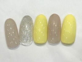 パステルカラーグレージュ