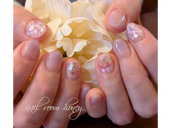 ハニー(honey)/シンプル桜ネイル♪