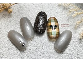 ブラウンチェックネイル